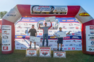 men-podium-zink ranch enduro