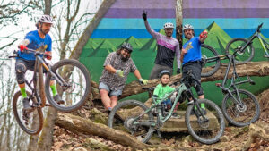 Mountain bikers enjoying the OZ Trails in North West Arkansas