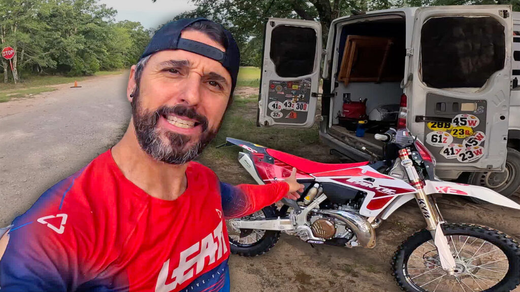 Offroad racer talking about riding the Fantic XE300 two-stroke.