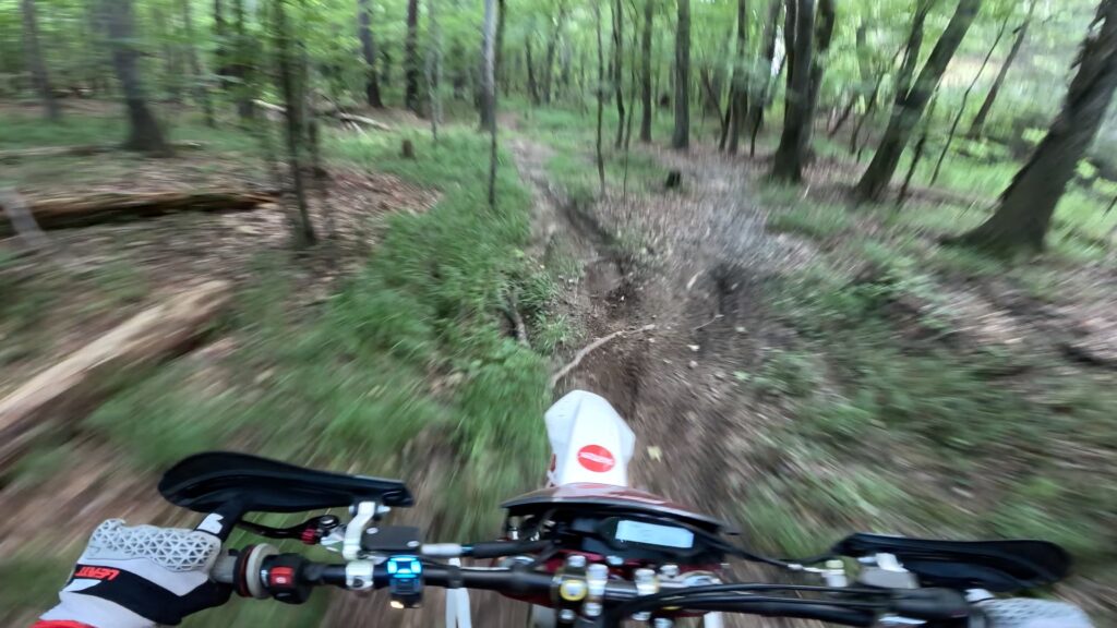 Dirt bike rider enjoying some Alabama single track